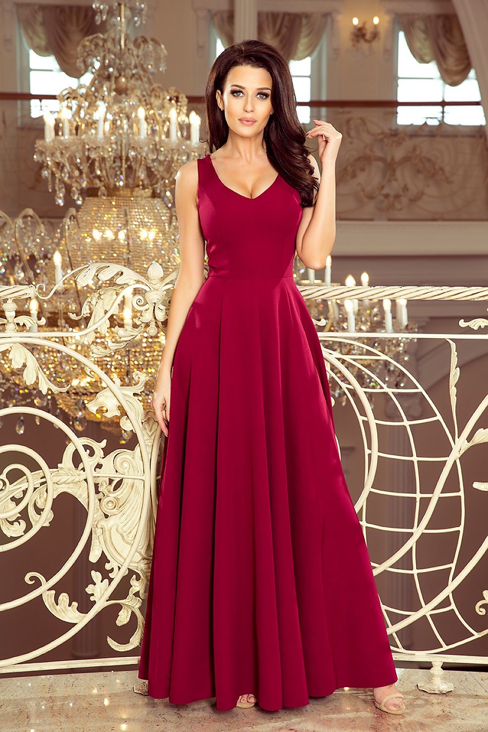 Langes Kleid model 131669 Numoco