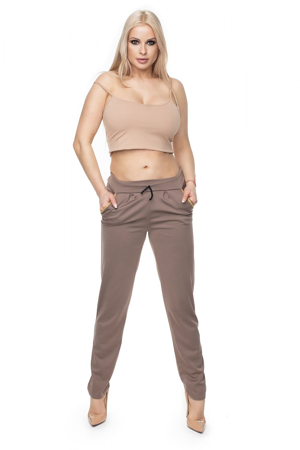 Lange Hose model 131928 PeeKaBoo