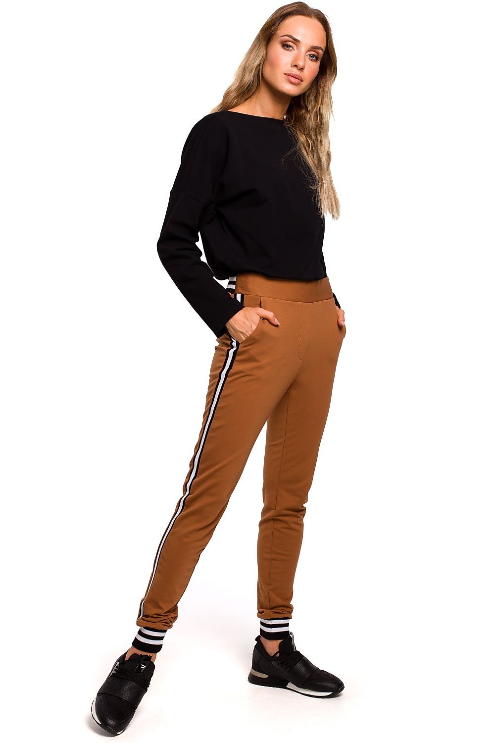 Damen Hose model 135471 Moe