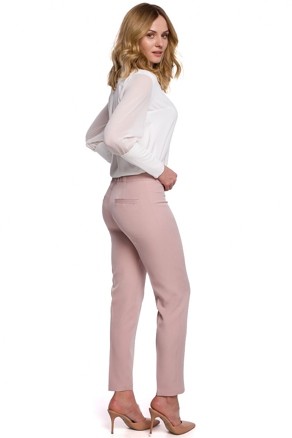 Lange Hose model 142974 Makover