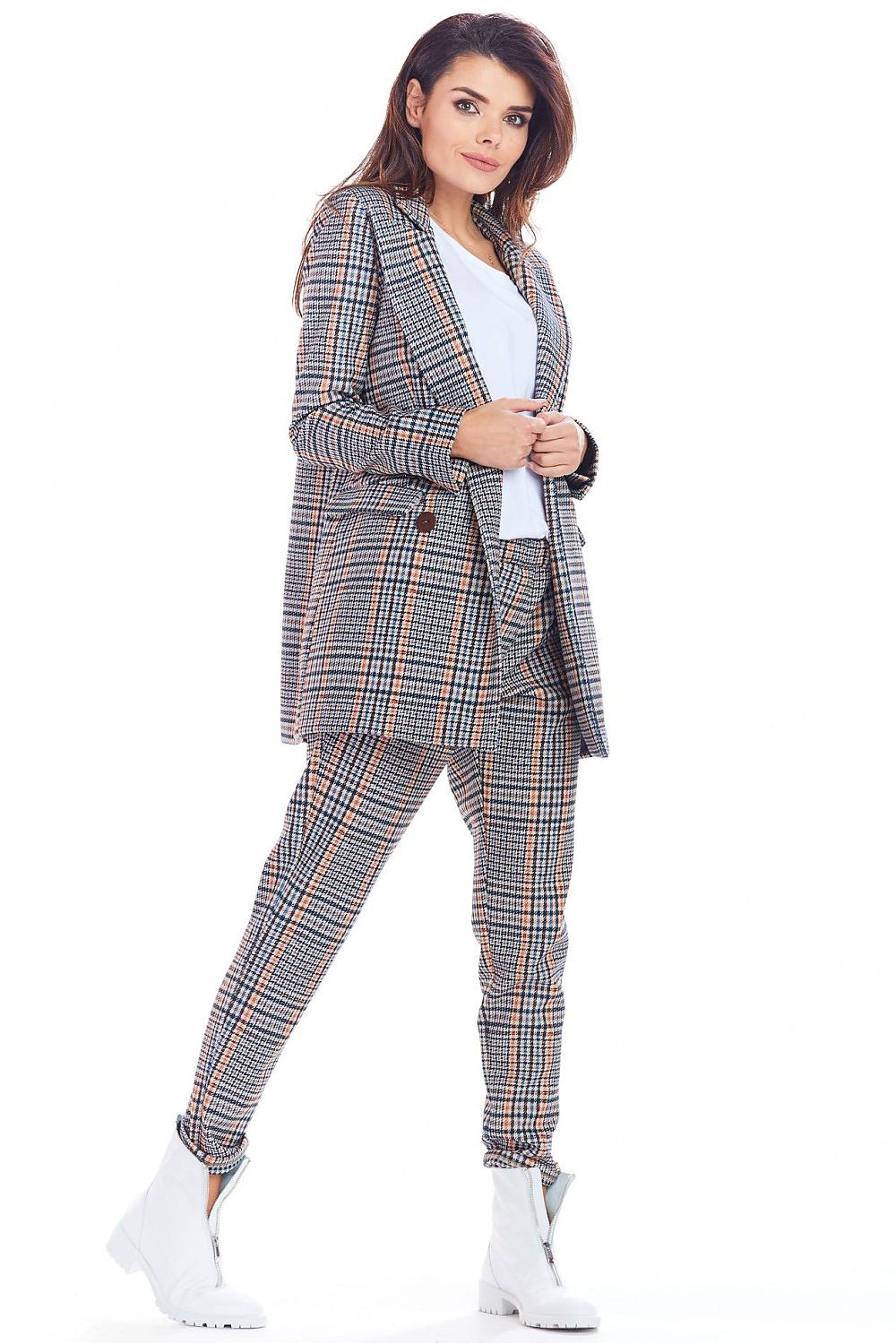 Jacke model 148987 awama