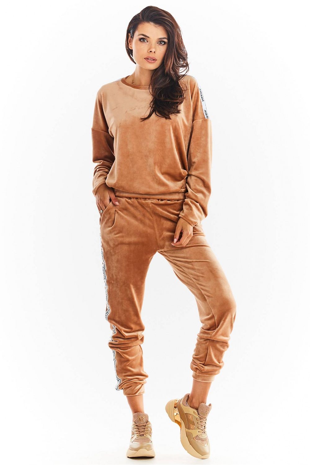 Sweater model 149766 awama