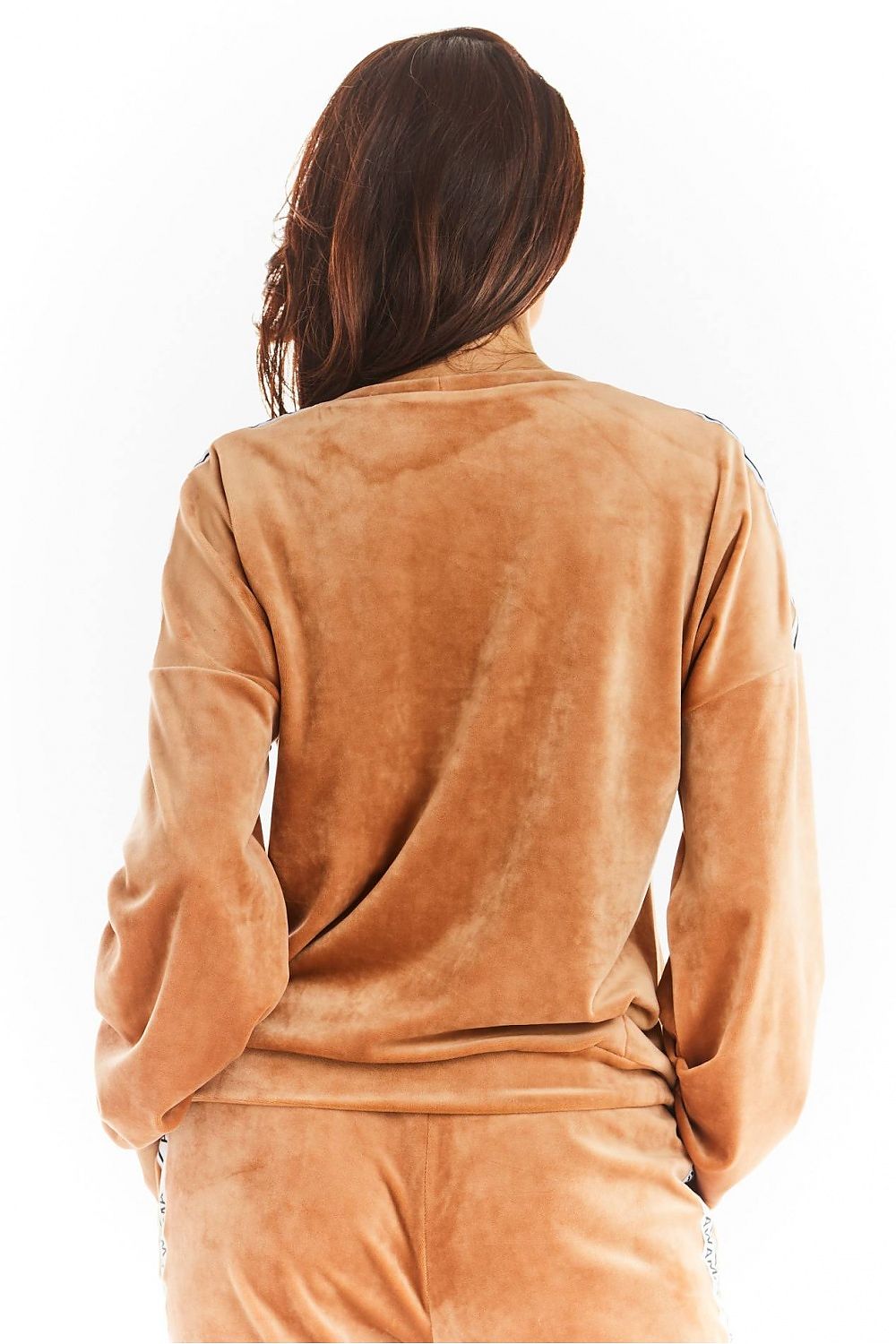 Sweater model 149766 awama