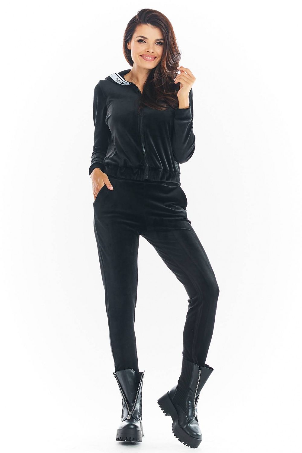 Sweater model 149768 awama