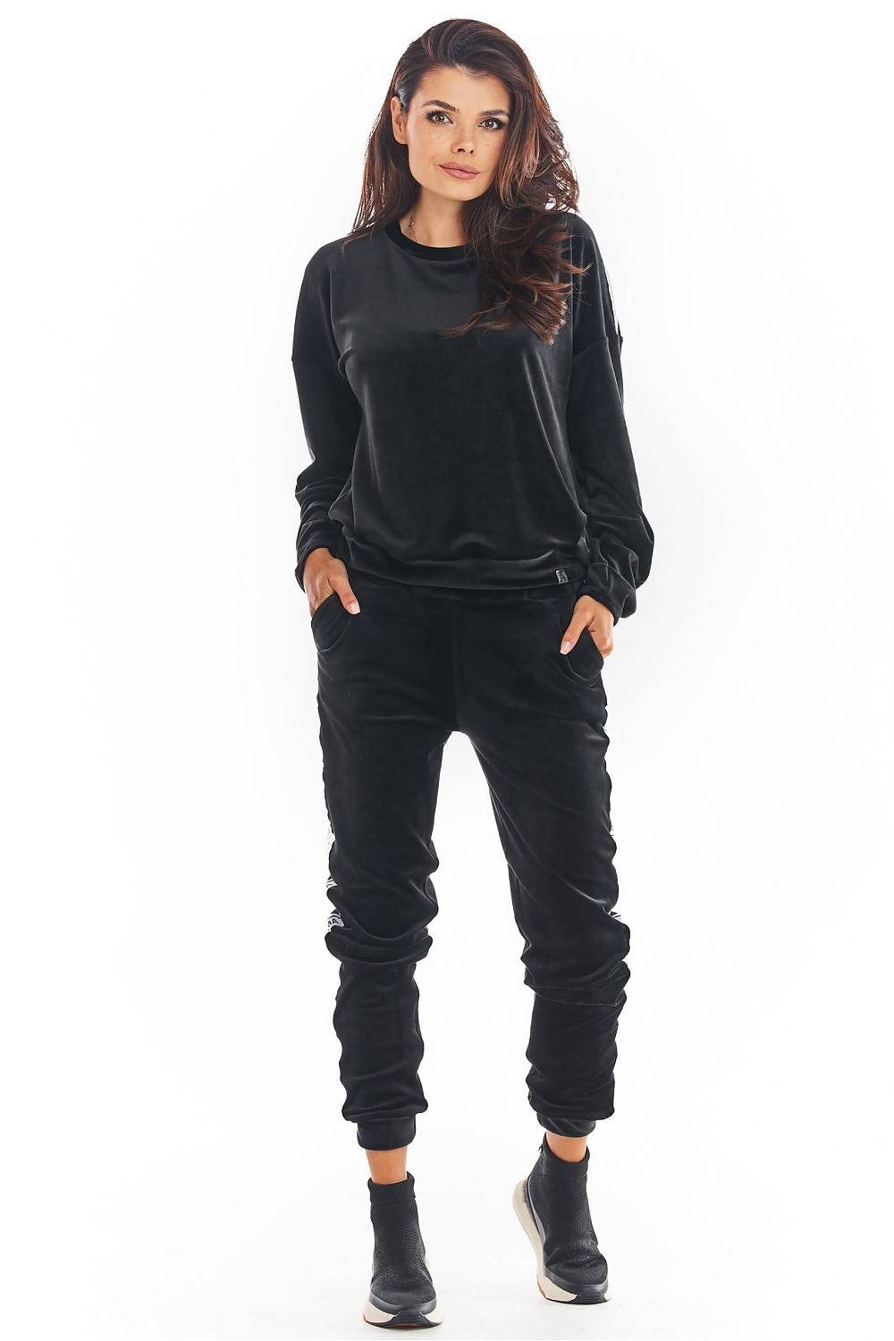 Sportanzug Hosen model 149805 awama