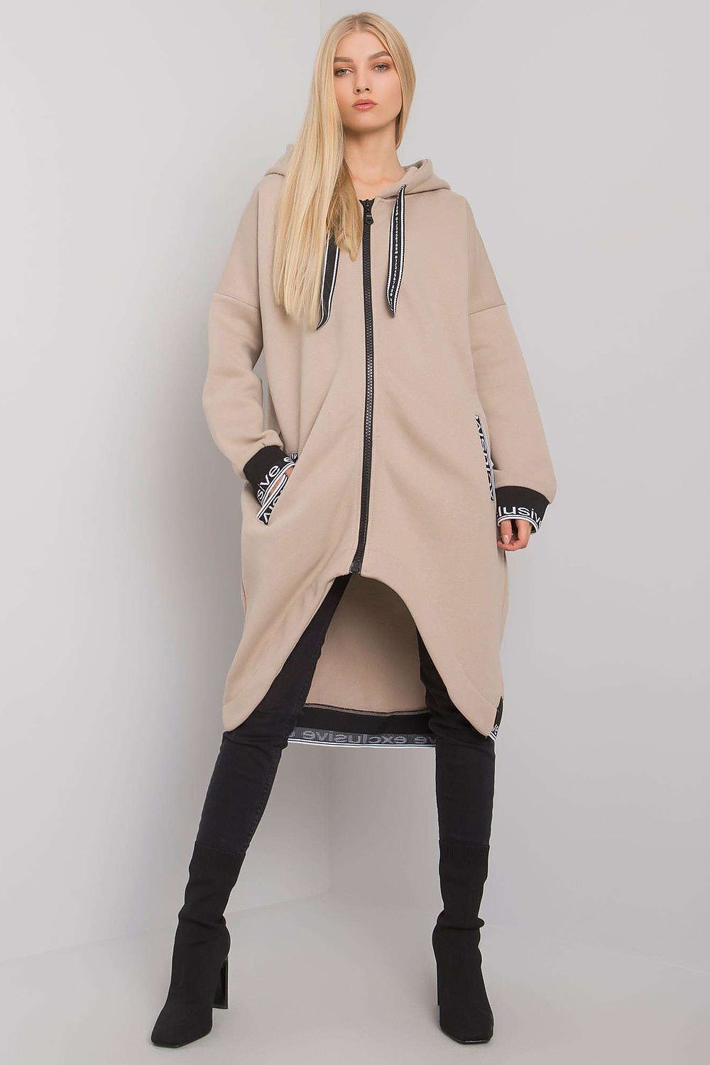 Sweater model 159851 Relevance