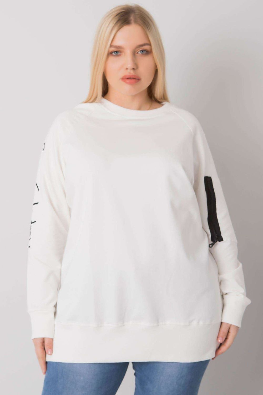 Sweater model 160046 Relevance