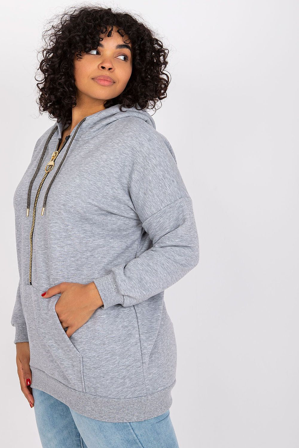 Sweater model 163018 Relevance