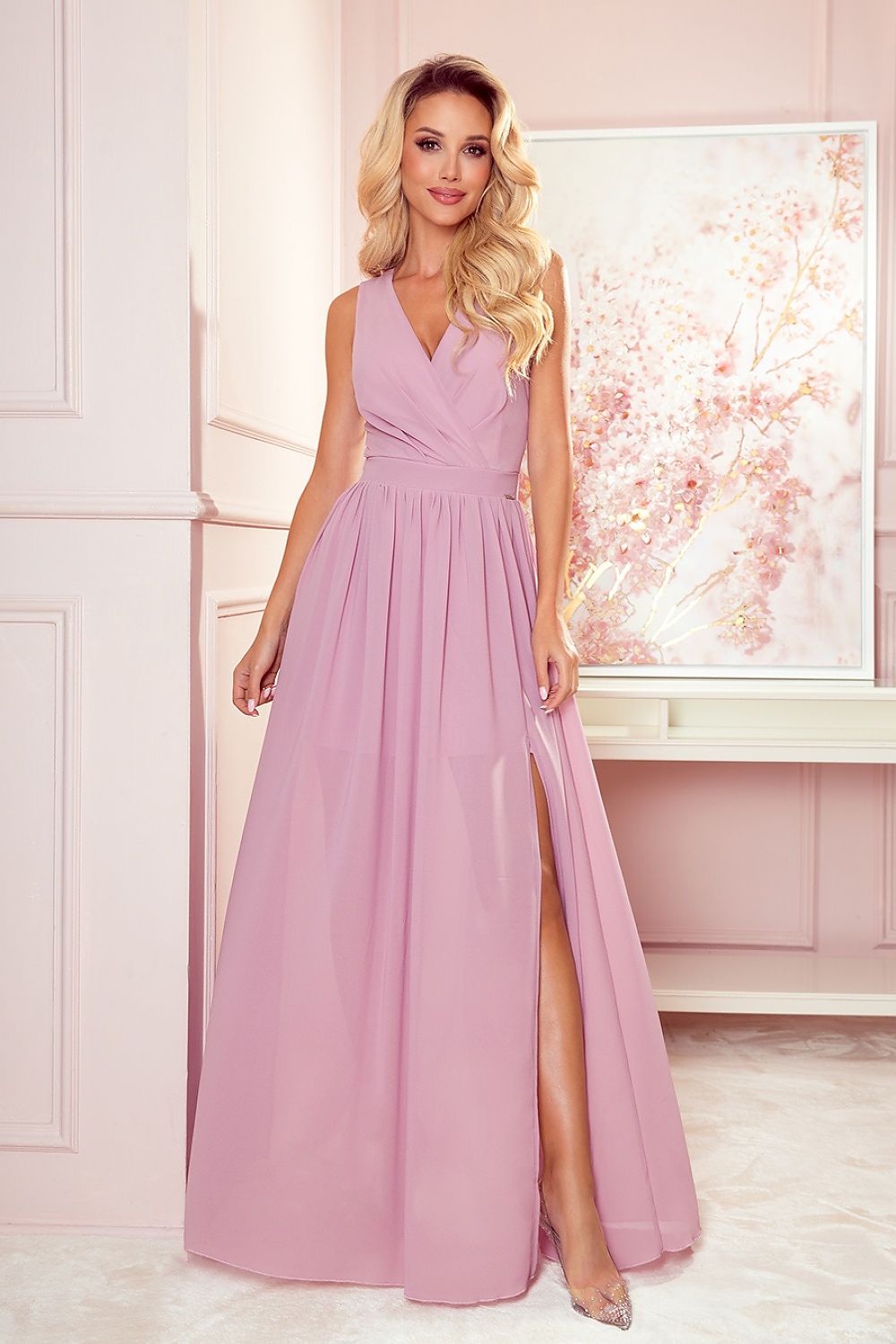 Langes Kleid model 165641 Numoco