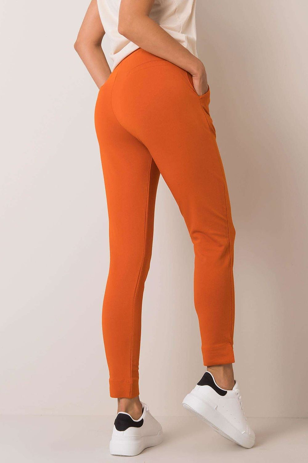 Sportanzug Hosen model 166243 BFG