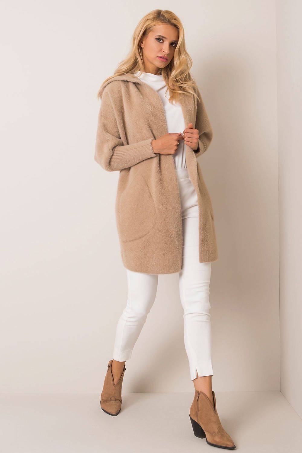 Mantel model 171837 MBM