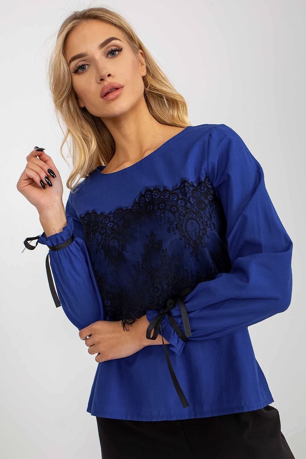 Bluse model 174946 Lakerta