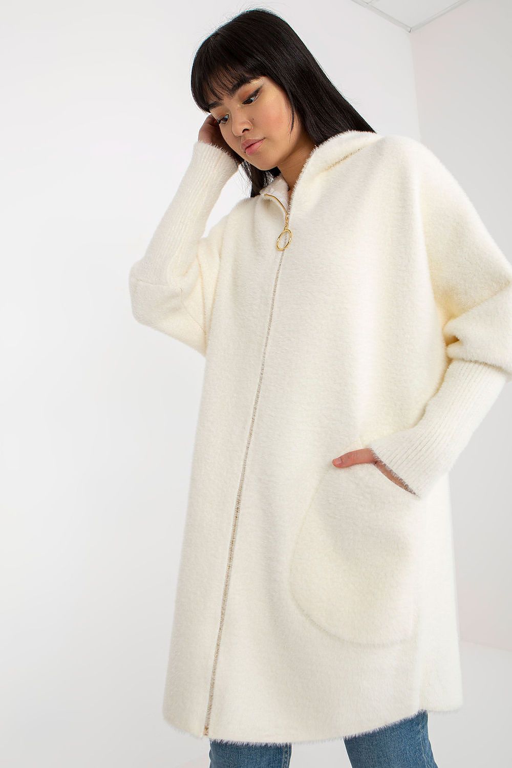 Mantel model 175703 MBM