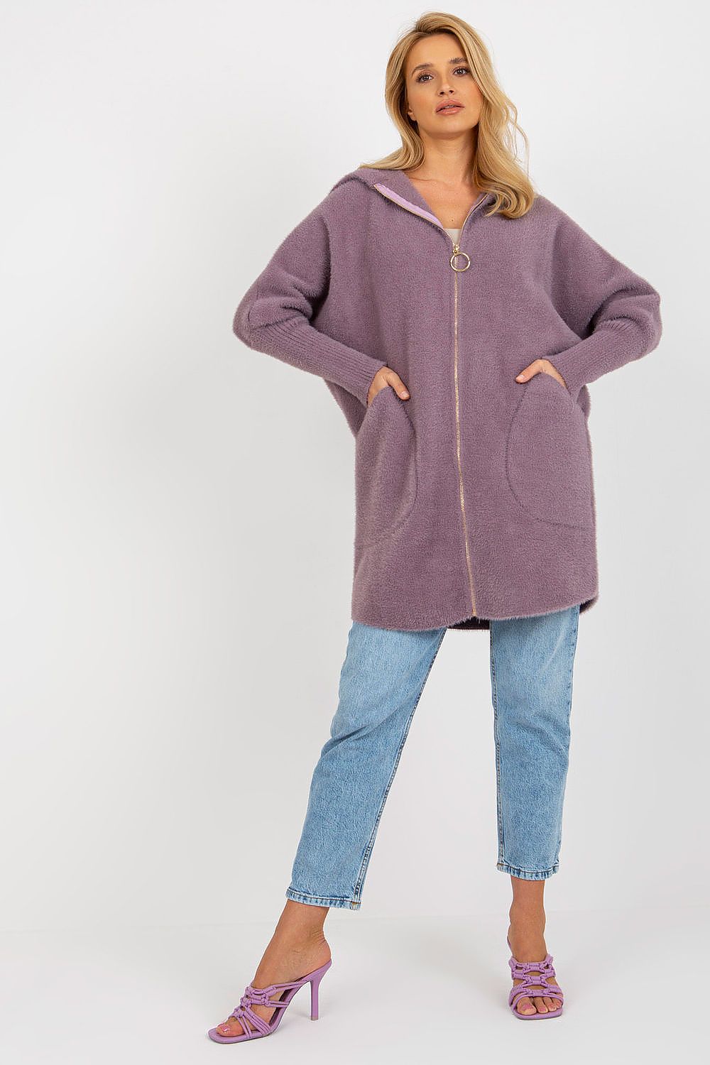 Mantel model 175941 MBM