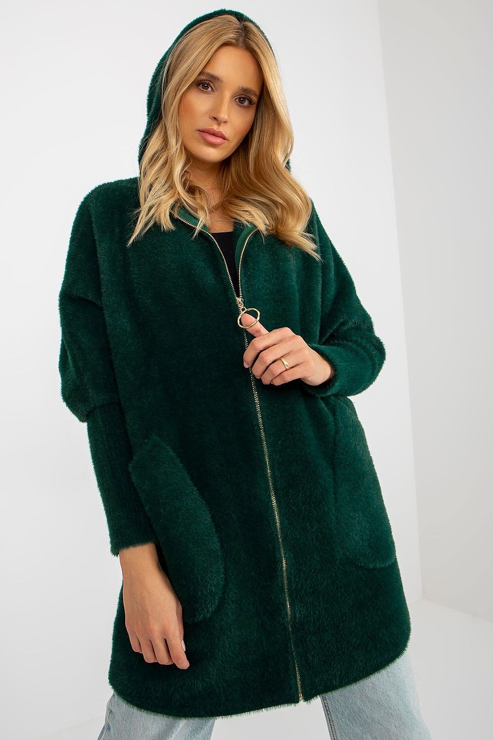 Mantel model 175942 MBM