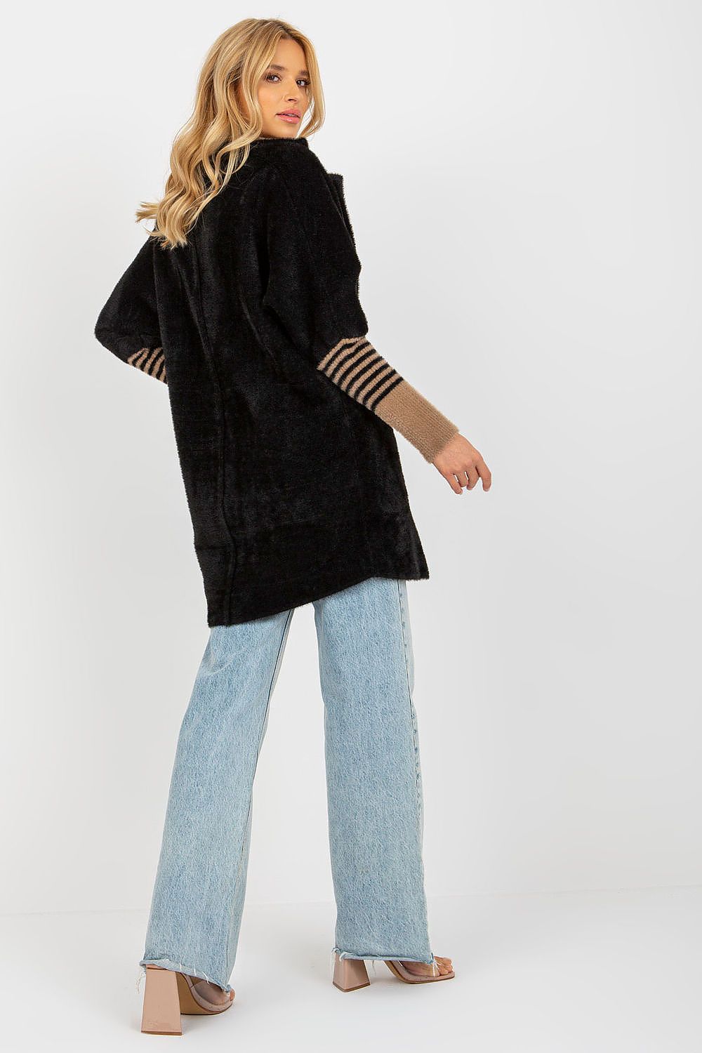 Mantel model 175957 MBM