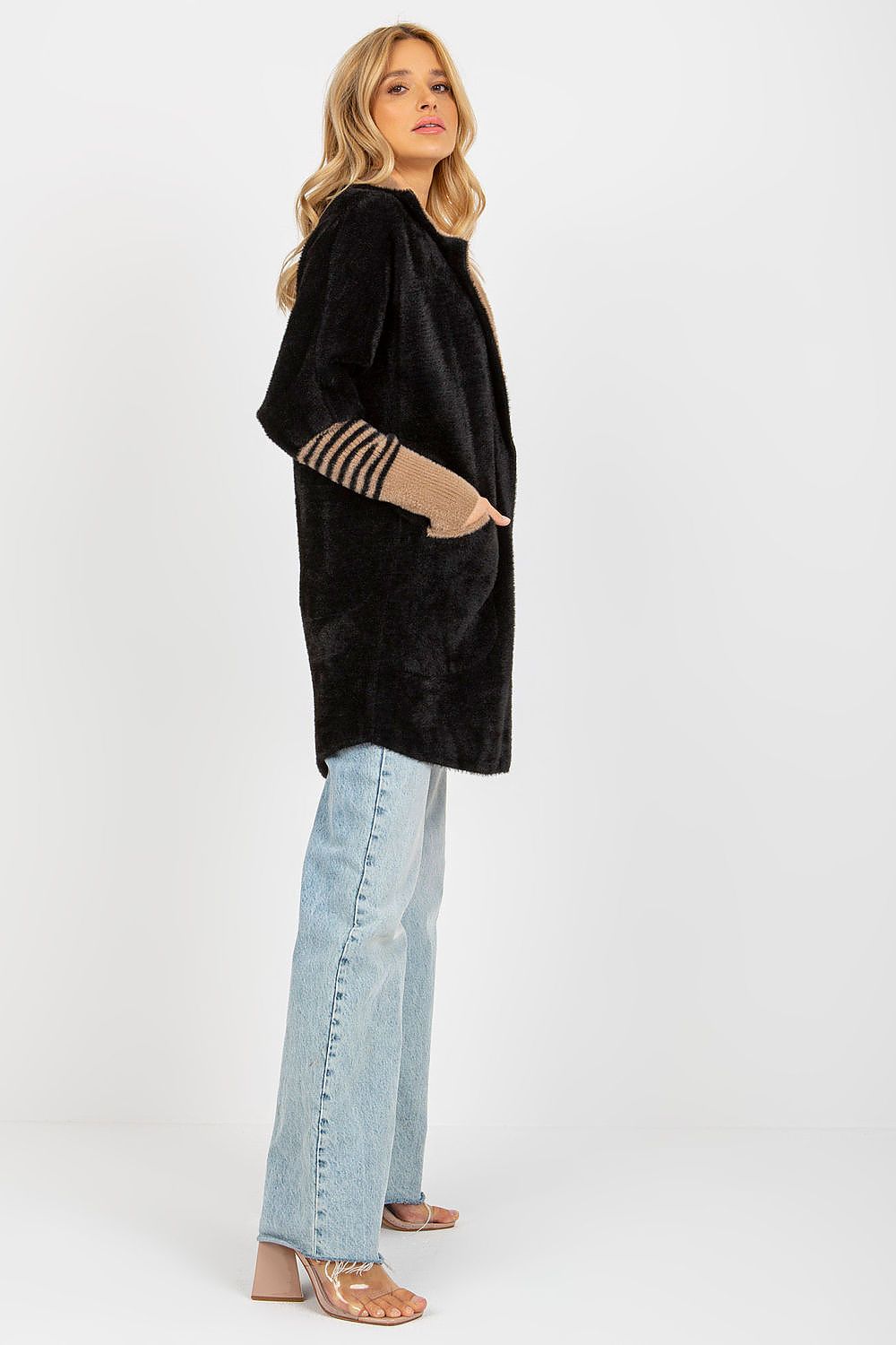 Mantel model 175957 MBM