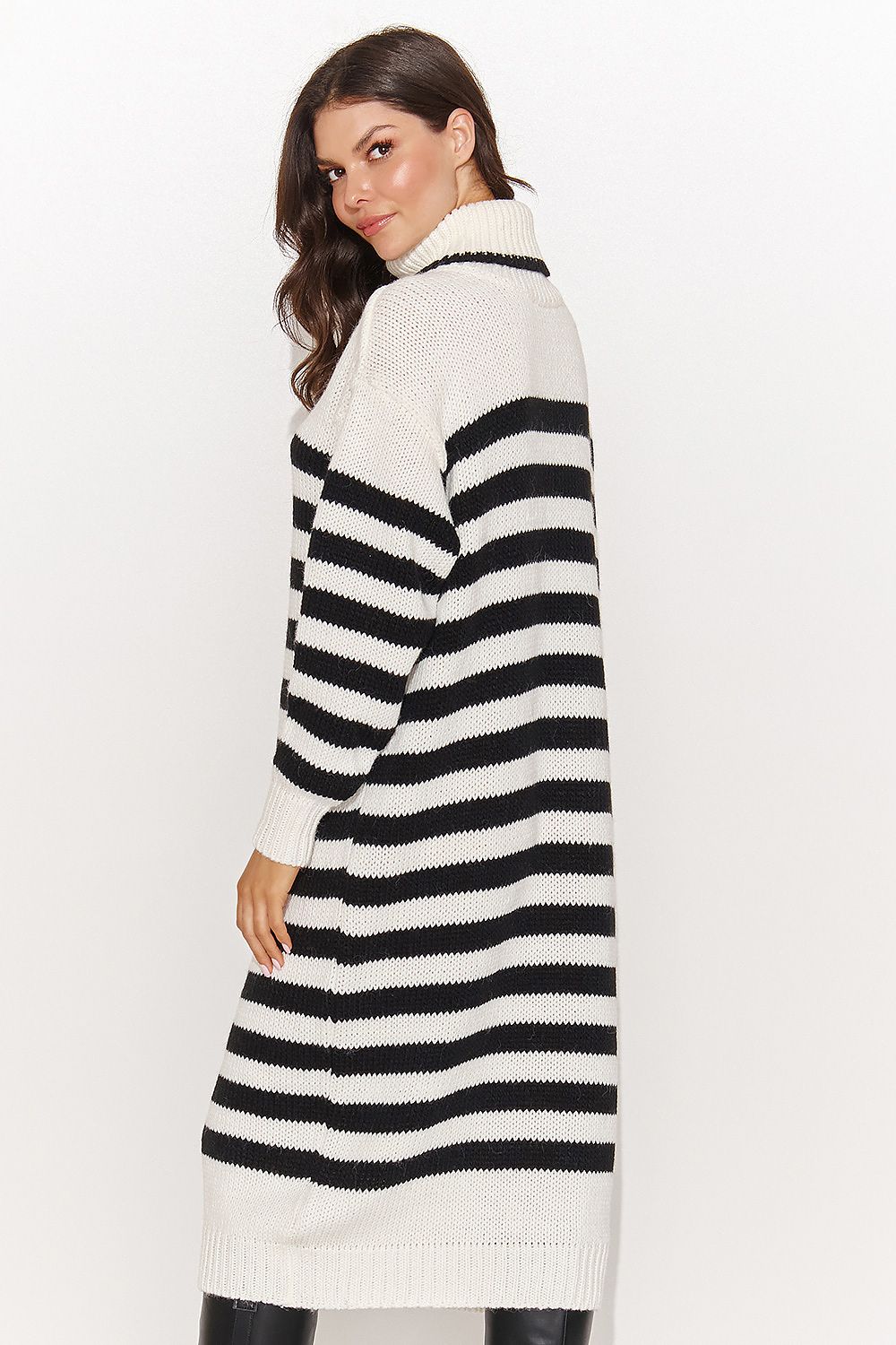 Alltagskleid model 185204 Numinou