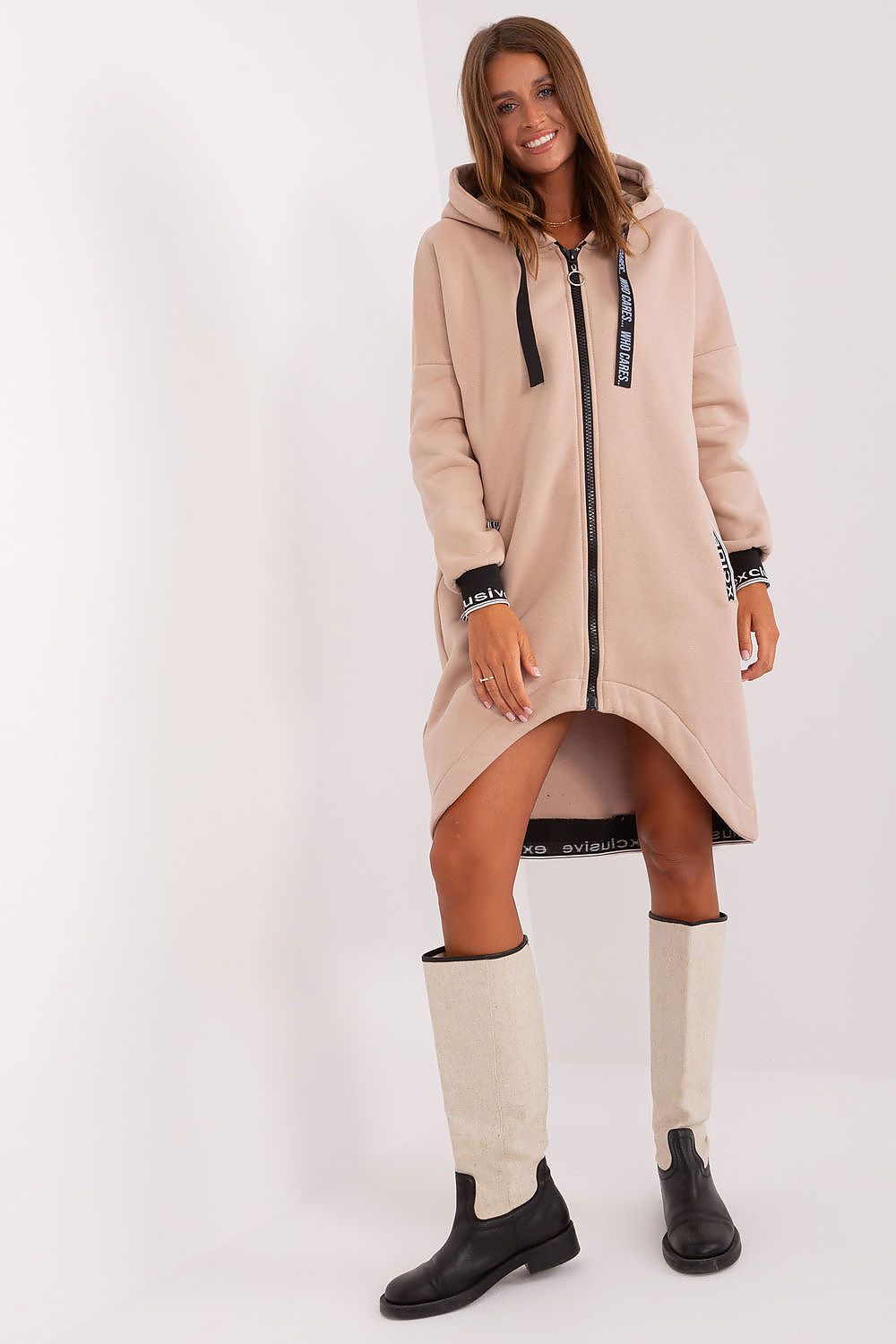 Sweater model 185933 Relevance