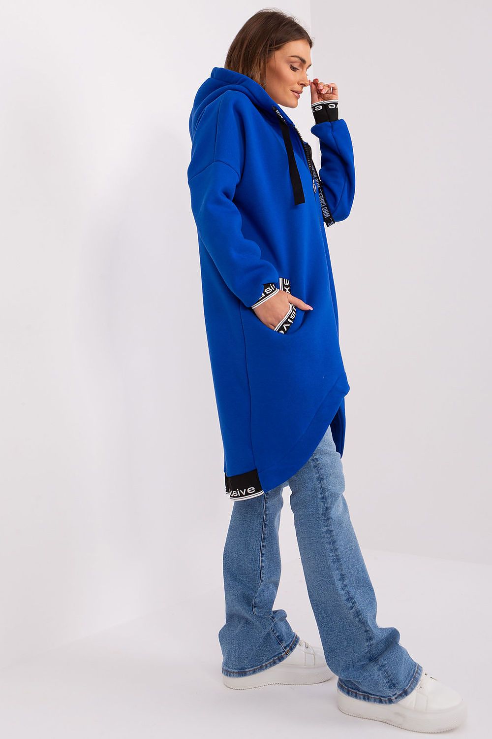 Sweater model 185936 Relevance