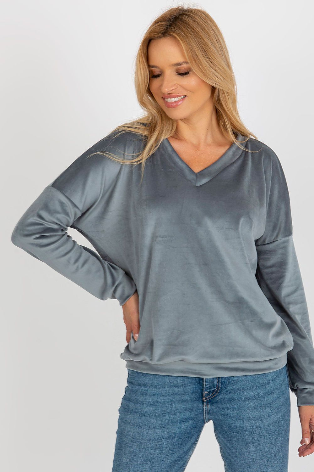 Sweater model 185953 Relevance