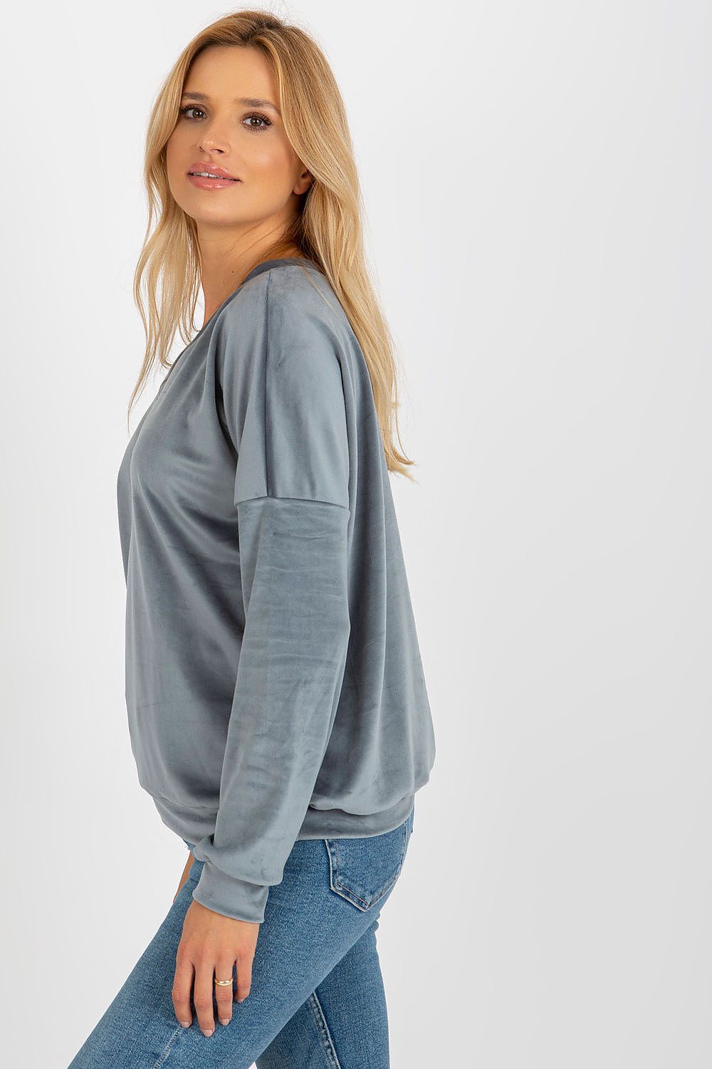 Sweater model 185953 Relevance