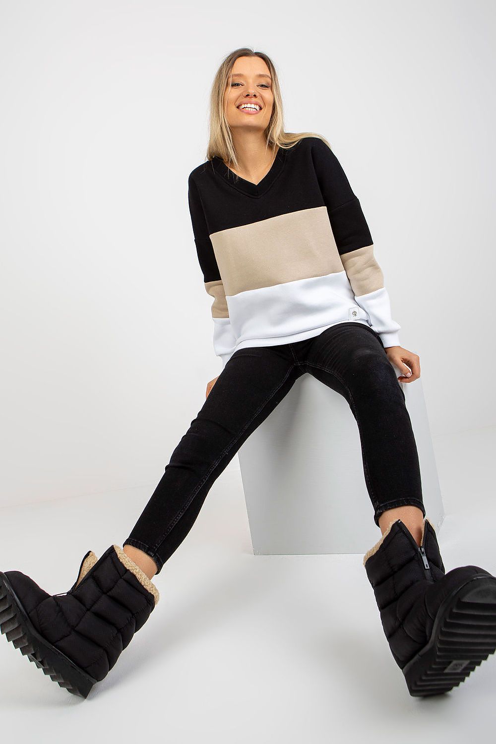 Sweater model 185964 Relevance