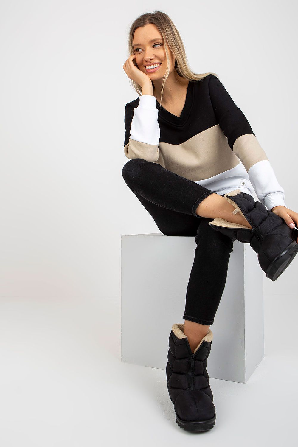 Sweater model 185964 Relevance