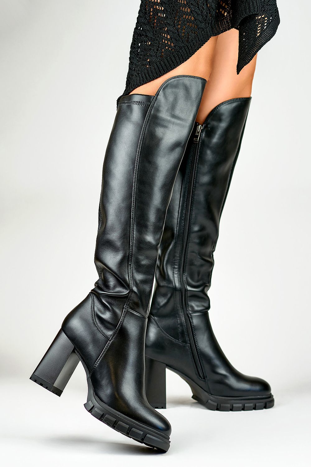 Stiefel mit Absätzen model 186439 PRIMO