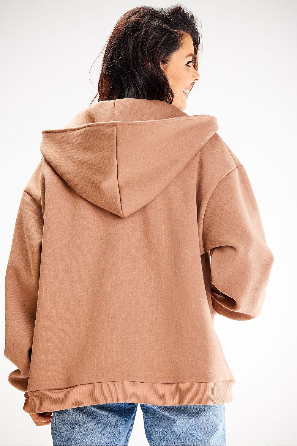 Sweater model 187137 awama