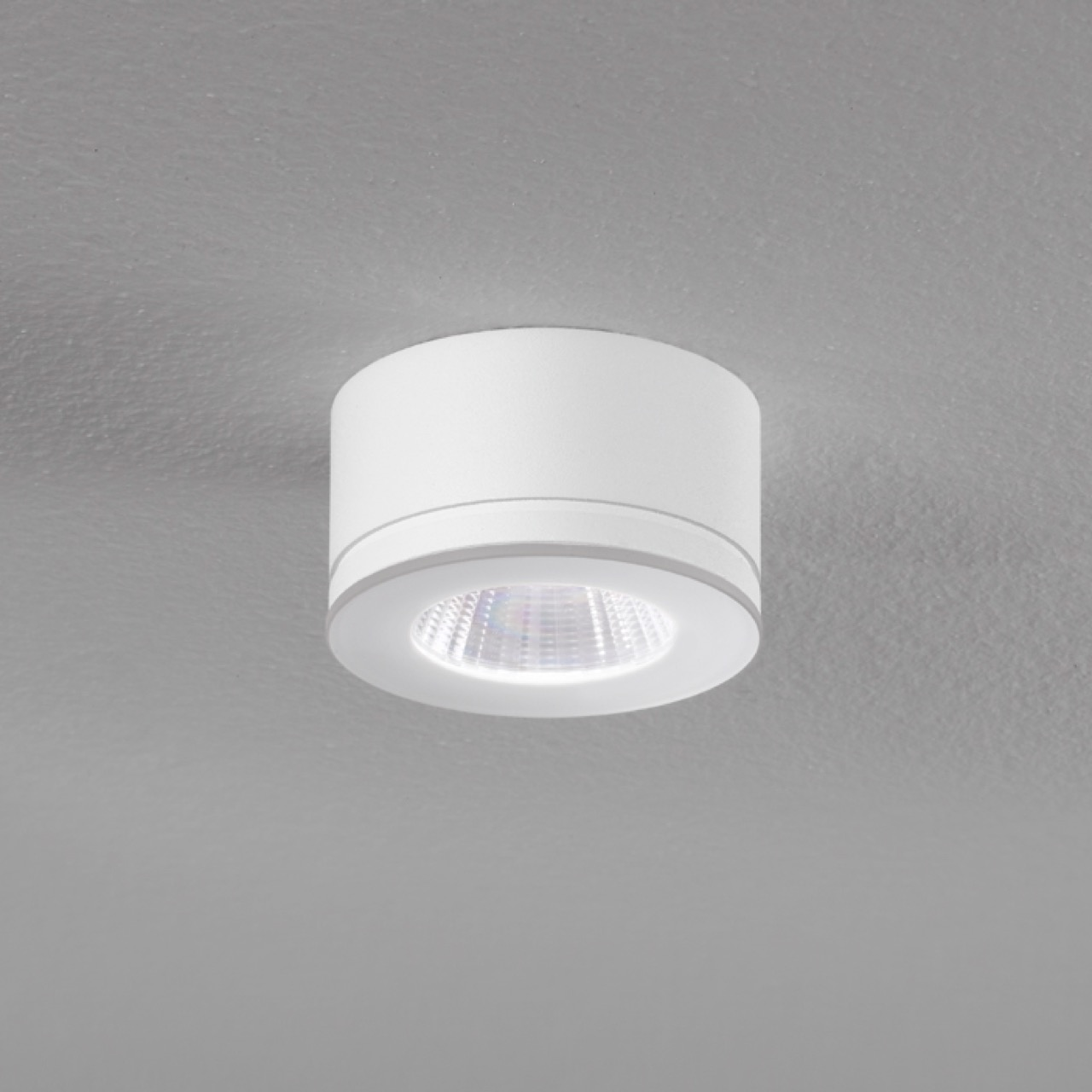 B-lager DLS Lighting Newton loftkastari, loftlampi, loftljós, lampi, ljósabúnaður