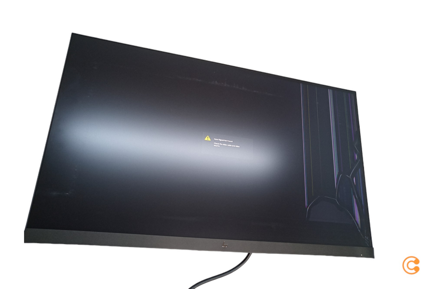 HP E27d G4 69 cm 27 tommu LED IPS spjald með QHD hæðarstillingu, gallaður