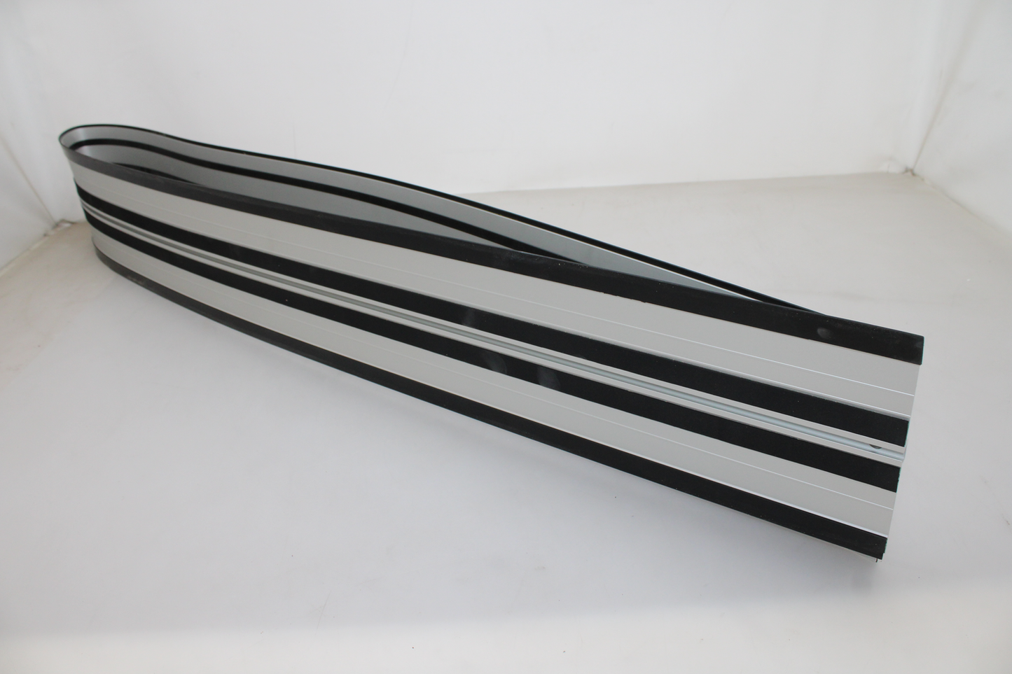 Leiðarbraut frá Dewalt, B-flokks, 2600 mm, fyrir hringsagir með dýfingu (gölluð).