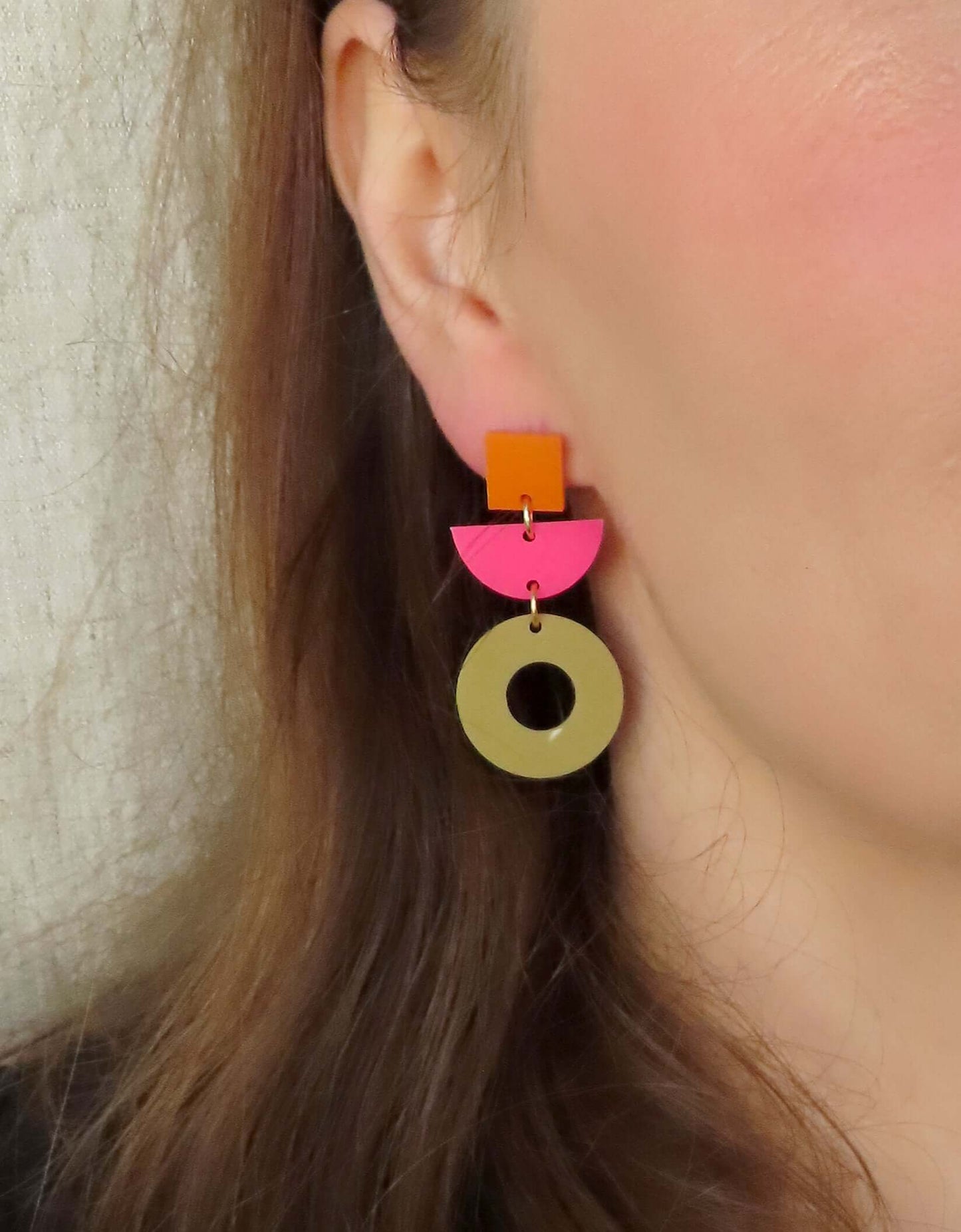 Samantha Statement Ohrringe in orange, pink, beige