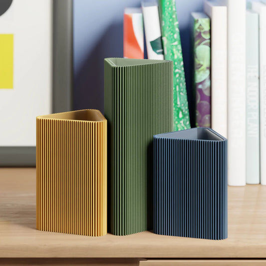 Þríhyrningur - Vasi - Sinnepsgulur 12cm