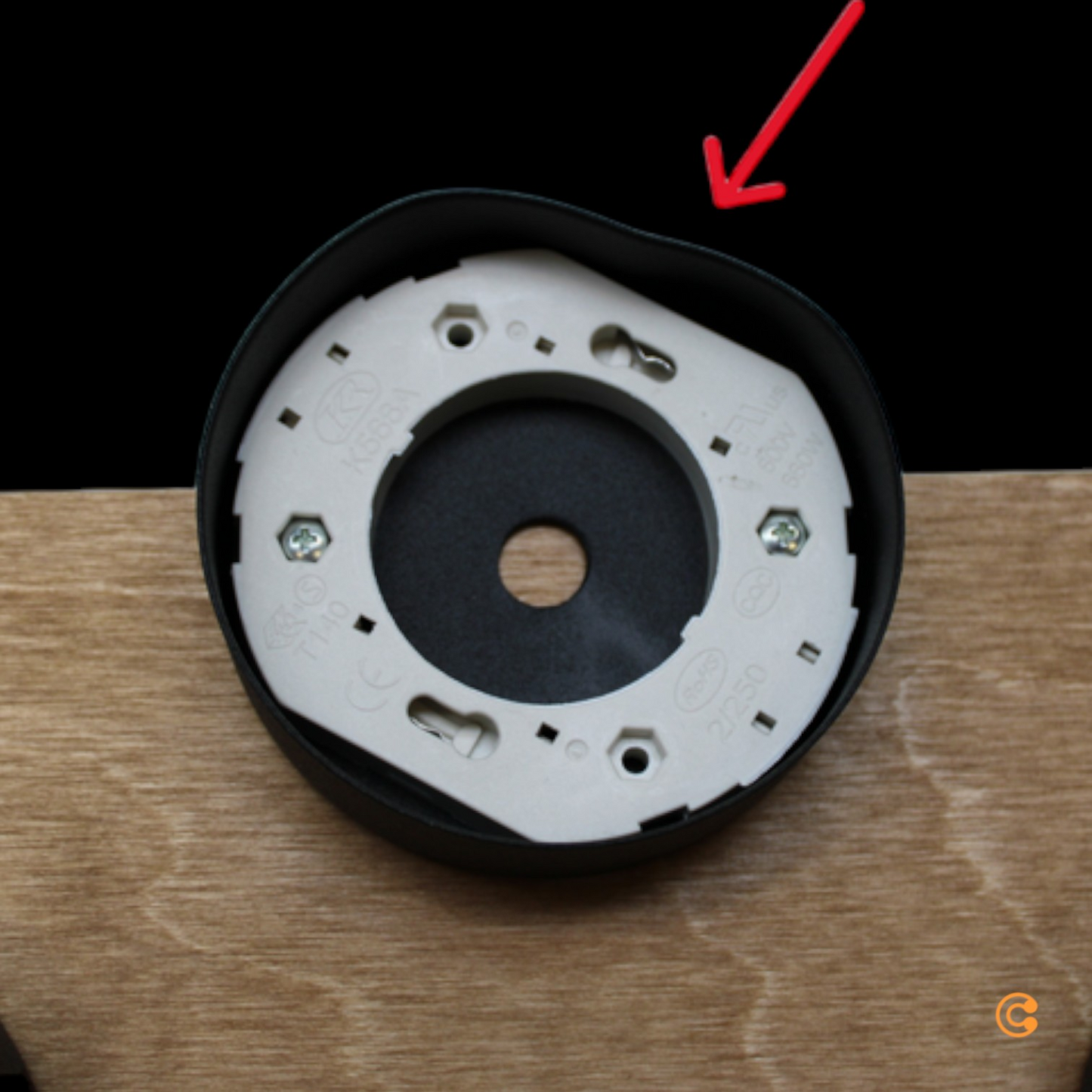 B-flokks Envostar loftljós, trélampi, LED, svart tré. Sjá texta/myndir