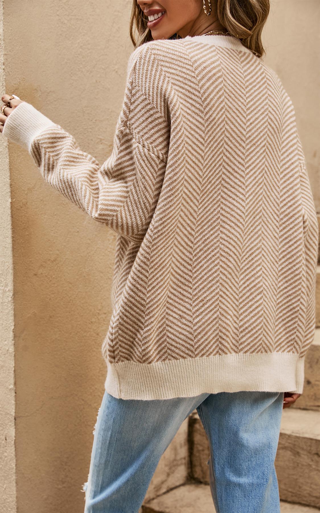 Glæsilegur, rúmfræðilegur, intarsia prjónaður peysutoppur í beige og taupe lit