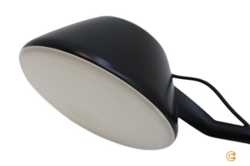 Veggljós, lampi og leslampi frá Fritz Hansen Aq01 í B-flokki. Sjá texta/mynd.