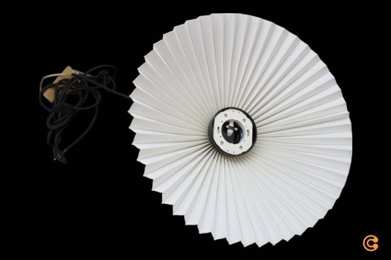 B-flokks Hay hengilampi, hvítur loftlampi með bómullarskjá. Sjá texta/myndir.