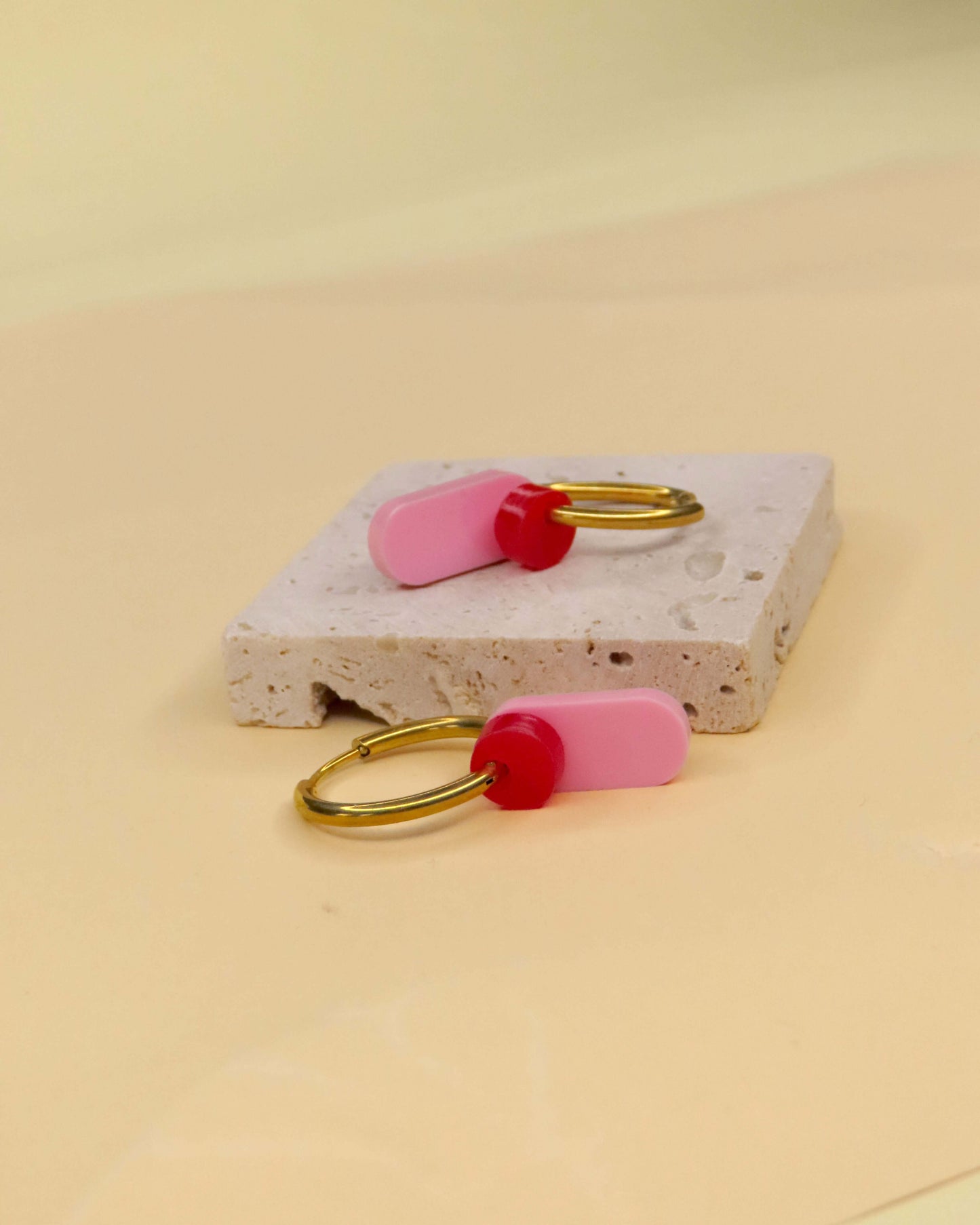 Dopamine Colors Creolen in rosa/rot