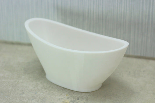 Modern Oval Bathtub | 1:12 & 18 Scale Dollhouse Bathroom Furniture | 3D Printed Miniature