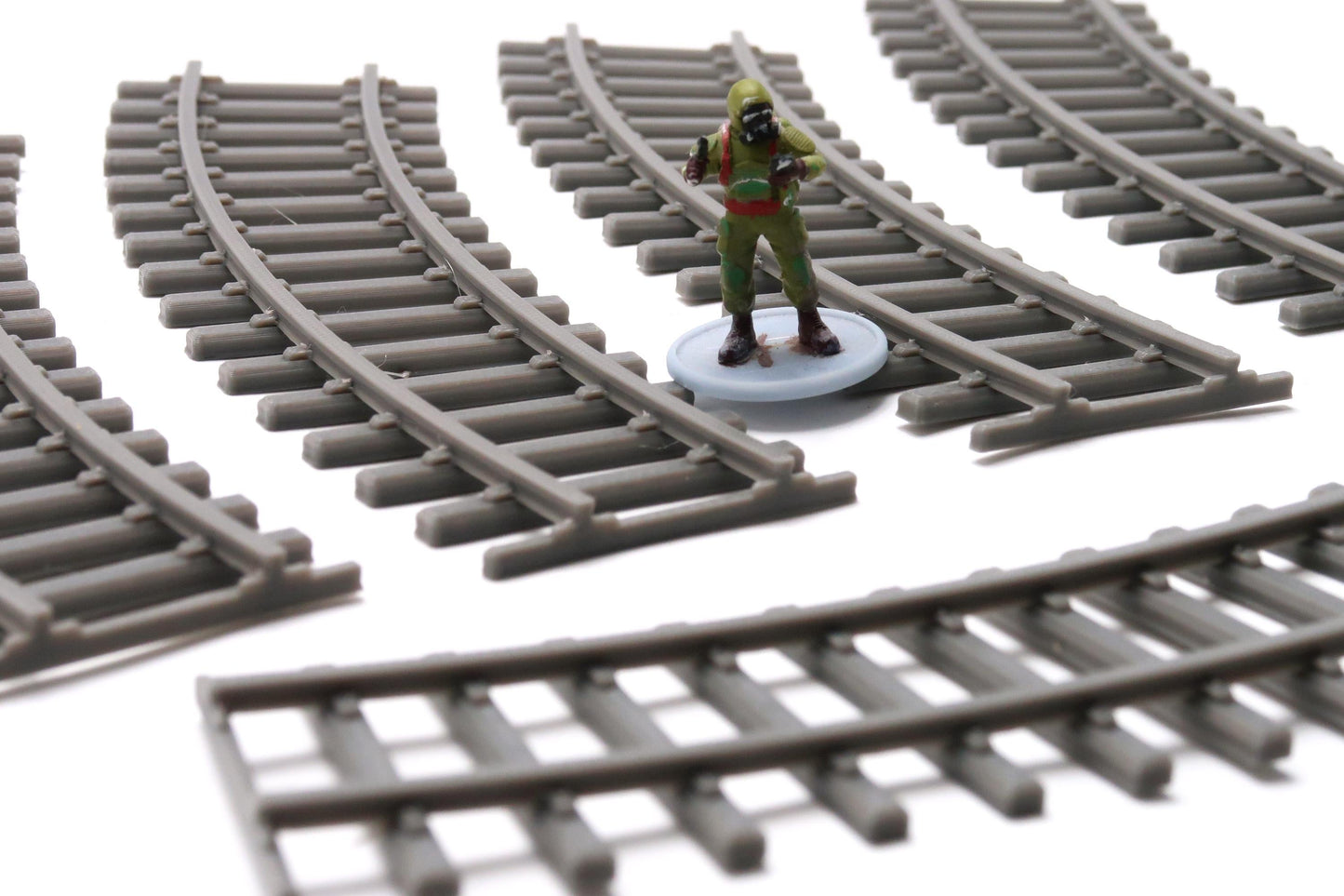 3D Printed 28mm Train Tracks for Wargaming – Curved or Straight Set of 6 | Miniature Terrain