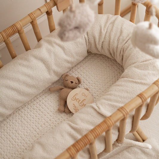 Bettschlange einsträngig Teddystoff Bouclé – Schutz & Vielseitig