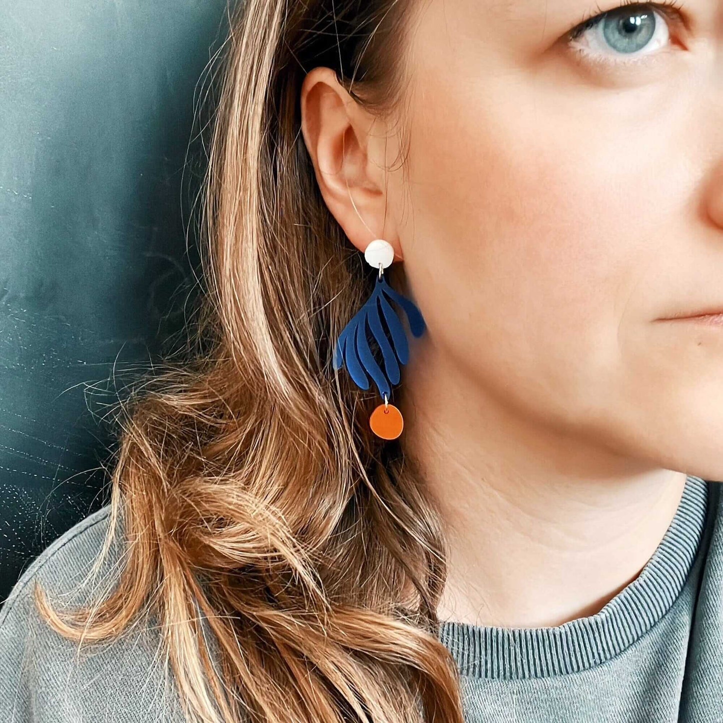 Matisse Florale Blatt Ohrringe aus Acryl