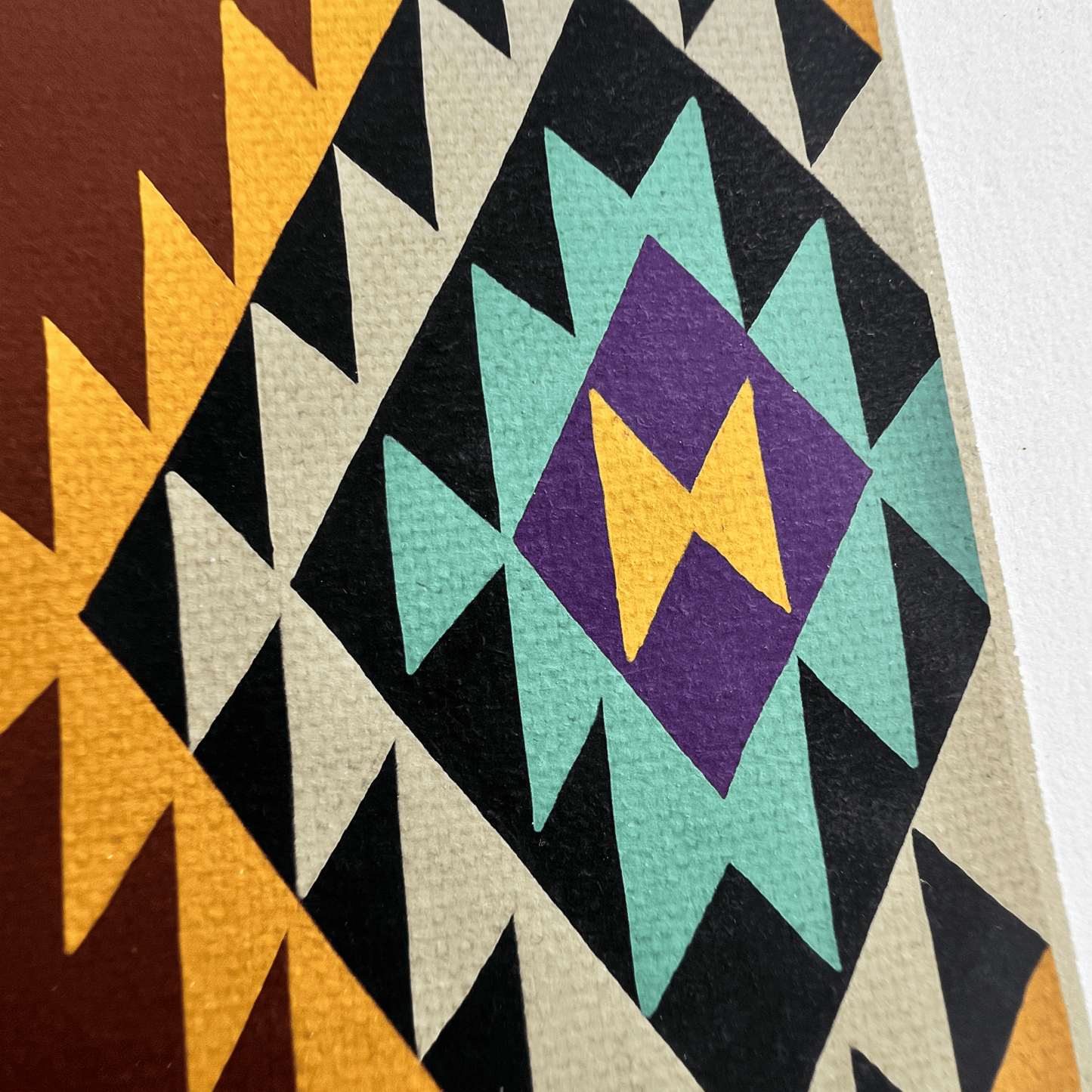 Listaprentun páfugl kastaníubrún