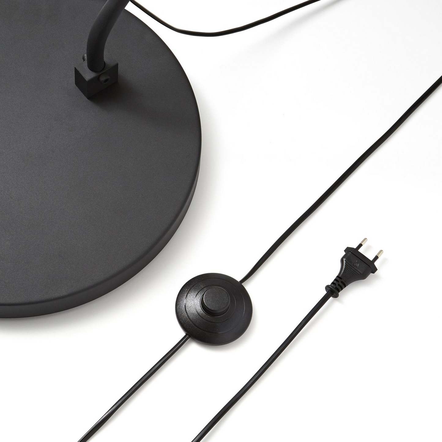 B-grade Lindby curved floor lamp Jonera black gold standing lamp floor lamp 2 pieces