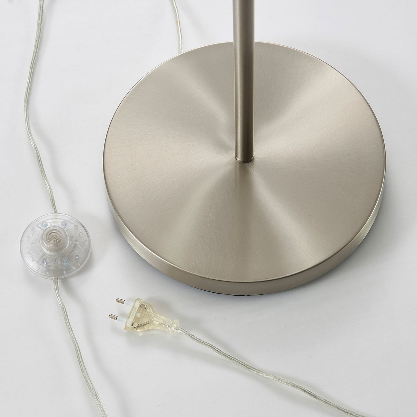 B-Ware Lindby Stehleuchte Stehlampe Parsa Weiß Textil Höhe 167cm E27 Lampenschirm