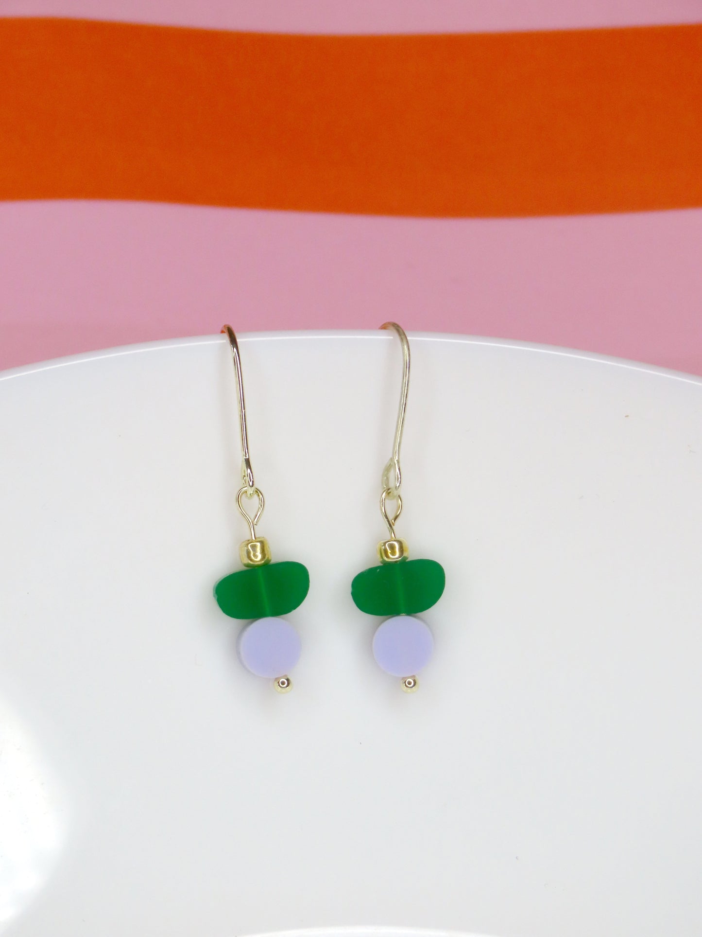 Color Treats Ohrringe in Matcha und Flieder mit gold filled Elementen