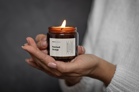 Appelsína + Patsjúlí, lífrænt sojakerti