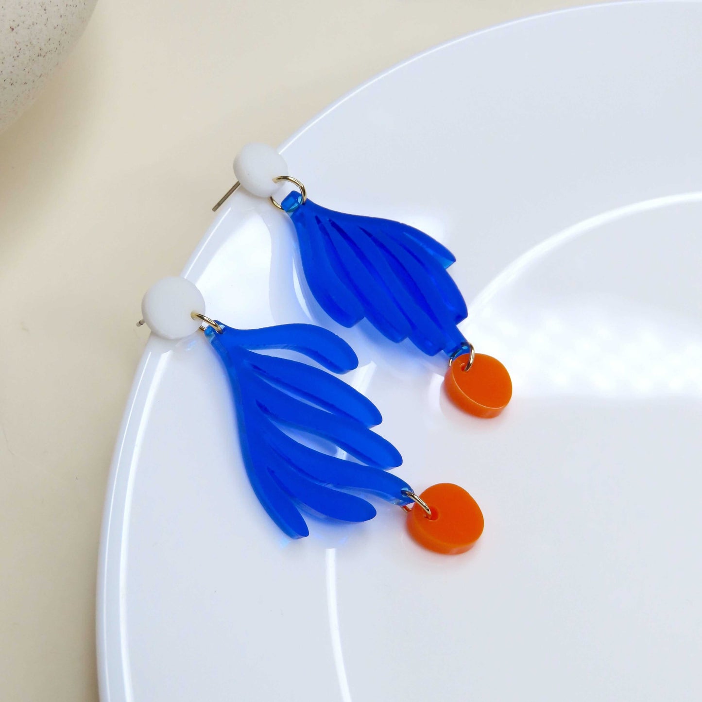 Matisse Florale Blatt Ohrringe aus Acryl